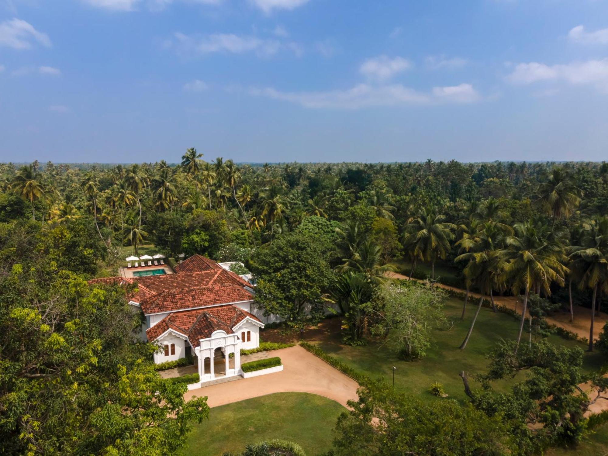 Uga Riva - Negombo Hotel Bagian luar foto
